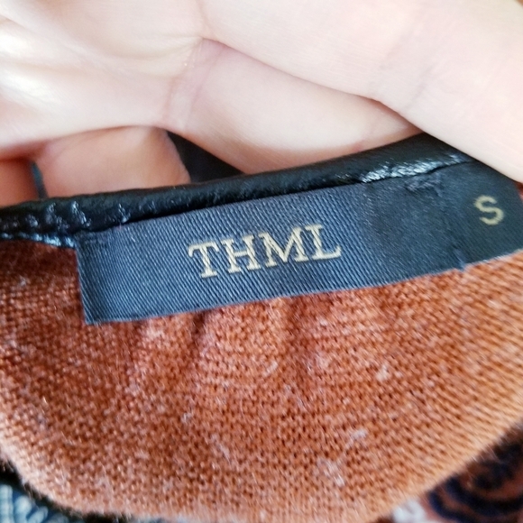 Contemporary‎ Stripe print Embroidery top S - Picture 7 of 10